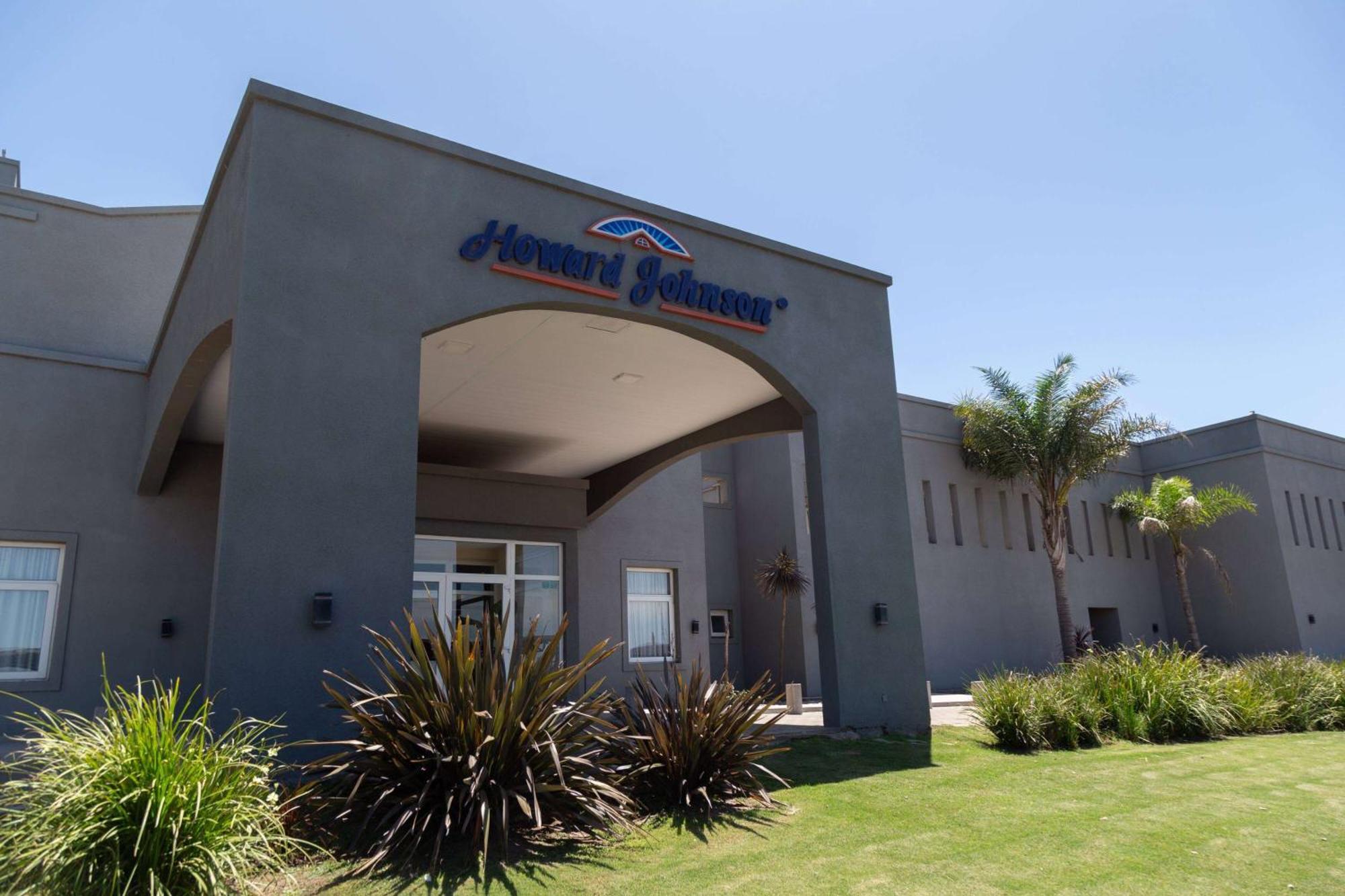 Howard Johnson Hotel & Resort Funes Kültér fotó