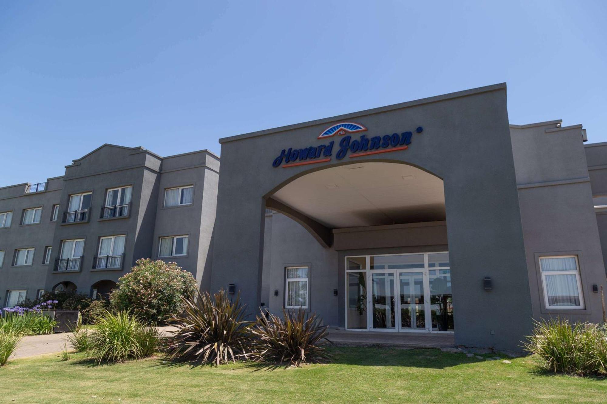 Howard Johnson Hotel & Resort Funes Kültér fotó